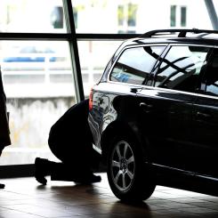 Janerik Henriksson/TT: Antalet nyregistreringar av personbilar faller kraftigt. Arkivbild.