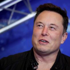 Hannibal Hanschke AP/TT: Elon Musk bygger nytt i Kina. Arkivbild.