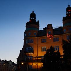Fredrik Persson/TT: Skymning över LO-borgen. Arkivbild.