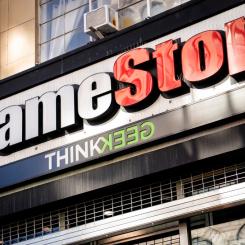 John Minchillo/AP-TT: Datorspelskedjan Gamestop föll hårt på Wall Street. Arkivbild.