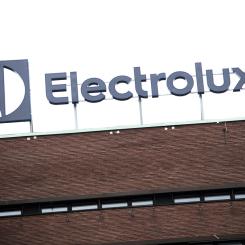 Henrik Montgomery/TT: Electrolux, tillverkare av vitvaror och hushållsapparater, planerar att banta verksamheten kraftigt. Arkivbild.