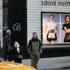 Mark Lennihan/AP/TT: Lyxbolaget LVMH, med märken som Louis Vuitton, Moët & Chandon och Christian Dior i sin portfölj går in som sponsor till OS i Paris 2024. Arkivbild.
