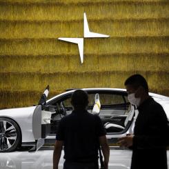 Andy Wong AP/TT: Värdet på elbilstillverkaren Polestar – där Volvo Cars är delägare – sätts till 0 kronor i en färsk analys från storbanken SEB. Arkivbild
