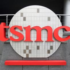 Chiang Ying-ying AP/TT: Taiwan Semiconductor Manufacturing Co (TSMC), världsledande chiptillverkare, storsatsar i Japan. Arkivbild