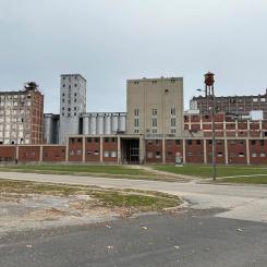 John O'Connor/AP-TT: Ett viktigt index för tillverkningsindustrin i USA backade mer än väntat i februari. Arkivbild.