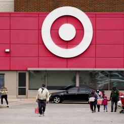 Matt Rourke/AP-TT: Mot Wall Street-strömmen gick lågpriskedjan Target, vars aktie steg 12 procent. Arkivbild.