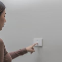De produkter som ingår i ABB:s förvärv innefattar kablagetillbehör, system för smarta hem, smarta dörrlås och andra automationsprodukter för hemmens periferiskydd. Foto: ABB