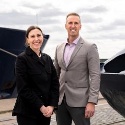 Luleå Hamns vd Anders Dahl och Jenny Marin, logistikansvarig på H2 Green Steel.