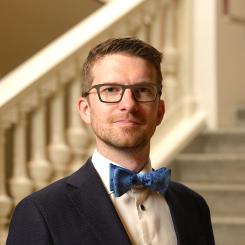 – Det räcker inte att bara använda AI som utvecklats på andra håll i världen om vi vill att den ska reflektera våra egna ideal, säger Aalto-universitetets professor Arno Solin. Foto:Aalto-universitetet i Finland