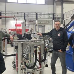 Från vänster Jonas Fischer VD, Henrik Fredman Inköpschef (som också kommer att vara ansvarig för projektet), Gustav Nilsson Marknad & Försäljningschef. Foto: Automationsteknik