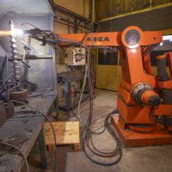 Den industriella roboten IRB 60 lanserades år 1975. Foto: ABB