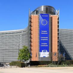 Huvudkontoret för Europeiska kommissionen i Bryssel (Berlaymont-byggnaden) Foto: Wikipedia Common, kredit: EMBee