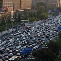 Chang'an Avenue i kinesiska staden Beijing klockan 18:42 på kvällen. Foto: Wikipedia Common Lic, Kredit: Australian Cowboy