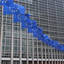 För att stärka Sveriges position inom EU måste svenska aktörer enas och aktivt driva nationella intressen, menar en lång rad branschorganisationer. Foto: Corentin Béchade/Wikimedia Commons