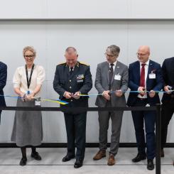 Försvarsmakten behöver kunna utveckla, reparera och ersätta materiel snabbt, även när omvärlden är osäker och leveranskedjor bryts.  Under onsdagen invigdes AMCC i Trollhättan. Foto: Innovatum.