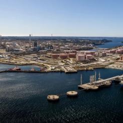 Raffinaderiet i Mongstad. Foto: Espen Rønnevik / Roar Lindefjeld – ©Equinor