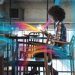 Cisco Unified Edge strävar efter att vara en ”arkitektur” som erbjuder datacentrets kraft närmare händelsernas nya centrum. Den bygger på tre hörnstenar – "prestanda, enkelhet och tillförlitlighet". Pressbild.