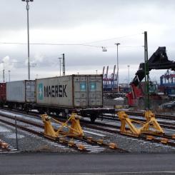 Enligt SEK är en ”allt tydligare utmaning” för svenska exportörer handelstullarna i USA, där 44 procent av företagen väntar sig fortsatt negativ påverkan under de kommande tolv månaderna.  Foto: Simon Matthis