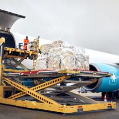 Tillsammans med Maersks integrerade logistiklösningar, som inkluderar ett omfattande inrikes distributionsnätverk, möjliggör företaget godstransport till och från 80 procent av Indiens postnummer med komplett upphämtning och leverans. Foto: Maersk