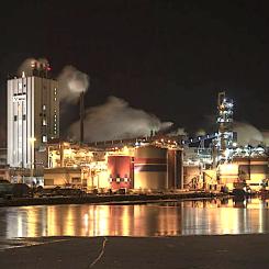 Husum är en av Metsä Boards största industrisajter och en central anläggning för massa- och kartongproduktion i Sverige. Foto: Metsä Board