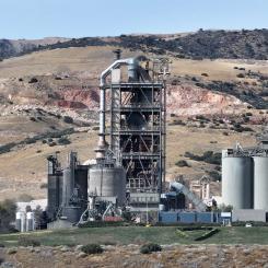 National Cement Co. of California:s cementfabrik behövde minska utsläppen vid sin fabrik i Lebec, USA, men finansieringen av projektet stoppades av Trump-administrationen. Foto: national Cement Co.