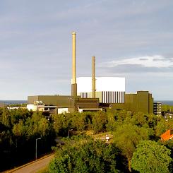 Oskarshamns kärnkraftverk. Energimyndigheten och Strålsäkerhetsmyndigheten har tidigare pekat ut ett antal möjliga platser, där de befintliga kärnkraftverken i Ringhals, Oskarshamn och Forsmark nämnts som särskilt lämpliga för utbyggnad. Foto: Wikipedia Common, kredit: Daniel Kihlgren