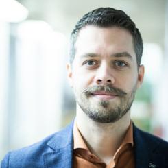 Fredrik Sandberg / TT: Svenska hushåll och konsumenter kan glädjas åt att recessionsspöket är avvärjt enligt Danske Banks nya konjunkturprognos. Arkivbild.