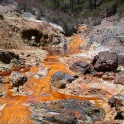 Rio Tintos namn kommer från en flod i sydvästra Spanien där företaget började sin verksamhet. Foto: Carol Stoker, NASA/Wikimedia Commons