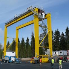 Konecranes har cirka 16 700 yrkesverksamma i över 50 länder. Foto: SignalPAD   https://www.flickr.com/photos/signalpad/3945297785/Wikimedia Commons
Published by