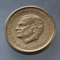 Inom vissa industrier som Trä och Papper kan exportförsäljningen och lönsamheten förbättras med en svag krona. Foto: Scaningen/Wikimedia Commons