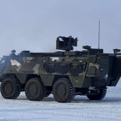 Trupptransportpansarterrängbil 300B med vapenstation 02 under Arctic Event i Rovaniemi i vintras. Foto: Anders Mattsson, FMV