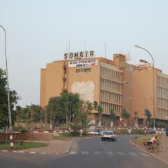 Somairs huvudkontor i Niamey, Nigers huvudstad. Foto: Roland Huziaker/https://www.flickr.com/photos/rolandh/148636281/Wikimedia Commons