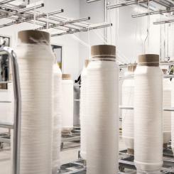 Spinnova är känd för sin innovativa träbaserade textilfiberproduktion och har flera patent på tekniken.  Foto: Spinnova