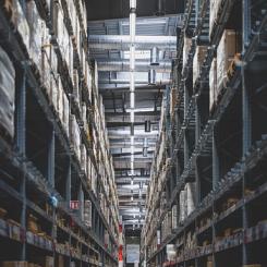 En av Europas största tillverkare av byggkranar och grävmaskiner har under flera veckor fyllt på sina lager i USA. Foto: Creative Commons Lic, kredit: tianya1223