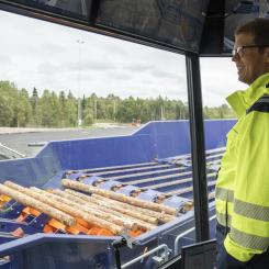 Fredrik Samuelsson, sågverkschef vid Sävar såg. Foto: Victor Lundberg/Norra Timber