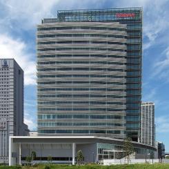 Nissans huvudkontor i Yukohama, Japan. Foto: Wiiii/Wikimedia Commons 