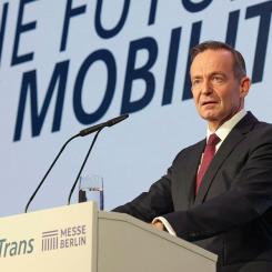 Volker Wissing, Tysklands förbundsminister för digitalisering och transport, underströk i sitt välkomsttal den tyska regeringens stöd för digitalisering av järnvägsnätet. Foto: Innotrans 2024